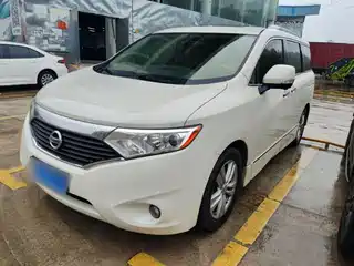 Nissan Quest 2015