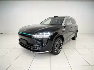 AITO Wenjie M9 2025