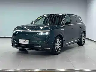 AITO Wenjie M8 2025