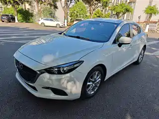 Mazda Mazda3 Axela 2018