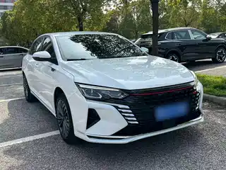 Dongfeng Aeolus Yixuan MAX 2022