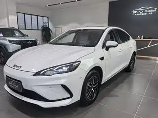 BYD Hai Bao 05 DM-i 2025