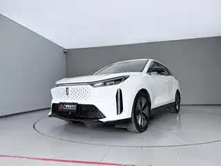Besturn E01 2020