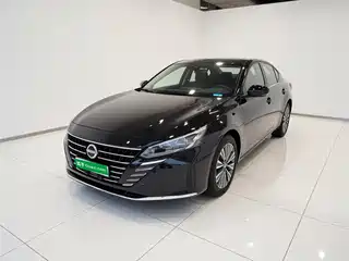 Nissan Teana 2024