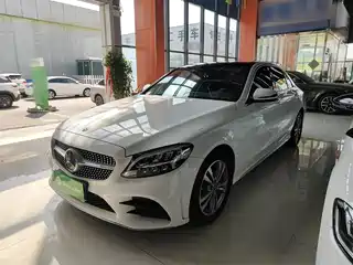 Mercedes-Benz C-Class 2021