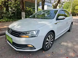 Volkswagen Sagitar 2017