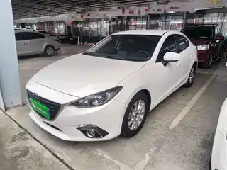 Mazda Mazda3 Axela 2015
