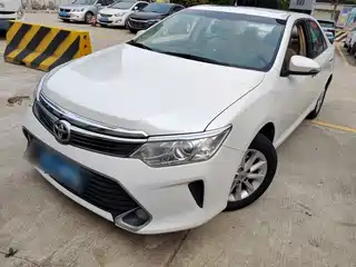 Toyota Camry 2015