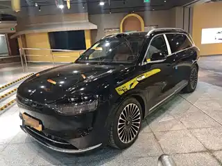 AITO Wenjie M9 2025