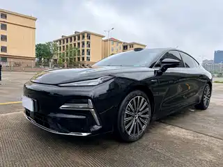 Geely Galaxy Xingyao 8 2025