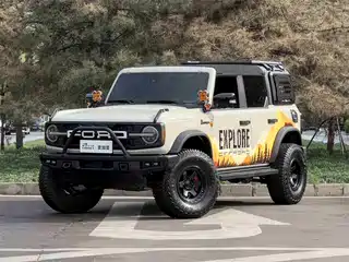 Ford Bronco 2024