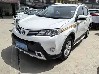 Toyota RAV4 Rongfang 2013