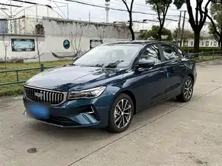 Geely Emgrand 2025