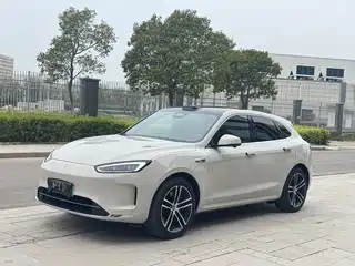 AITO Wenjie M5 2025