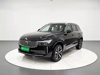 Volvo XC90 Plug-in Hybrid 2025