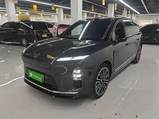 NIO NIO ES8 2025