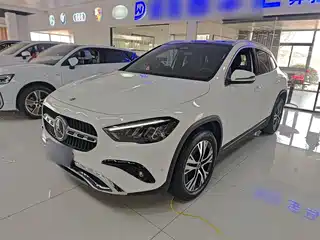 Mercedes-Benz Mercedes-Benz GLA 2023