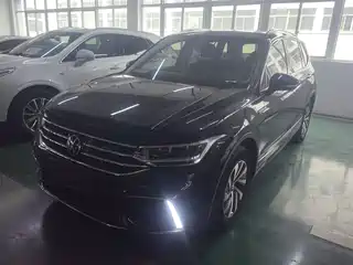 Volkswagen Tiguan L PHEV 2021