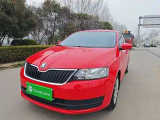 Škoda Rapid Spaceback 2016