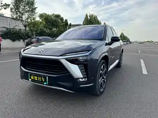 NIO ES8 2021