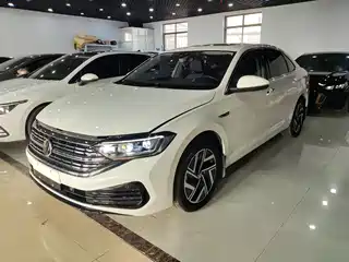 Volkswagen Sagitar 2022