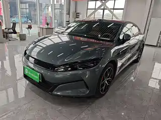 BYD Han L 2025