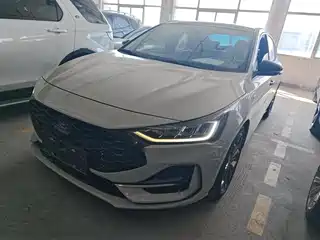 Ford Focus 2023