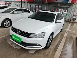 Volkswagen Sagitar 2017