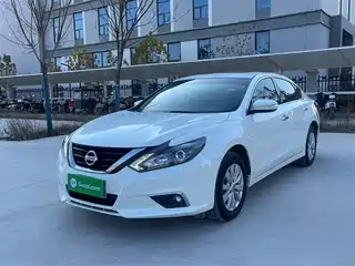 Nissan Teana 2018