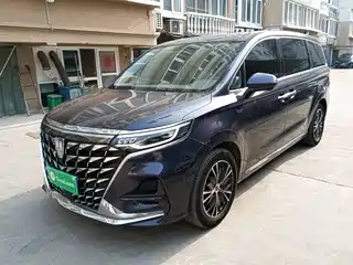Roewe iMAX8 2023