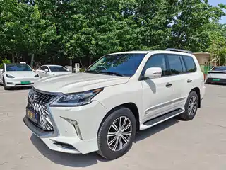 Lexus LX 2016