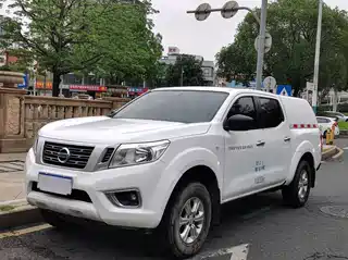 Nissan Navara 2022