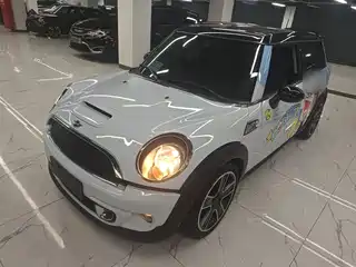 MINI CLUBMAN 2014