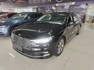 Ford Taurus 2021
