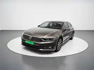 Volkswagen Magotan 2016