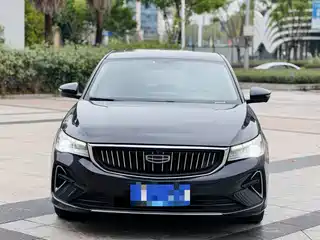Geely Emgrand 2021