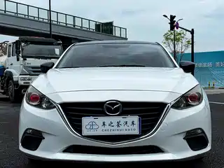 Mazda Mazda3 Axela 2015