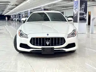 Maserati Quattroporte 2016