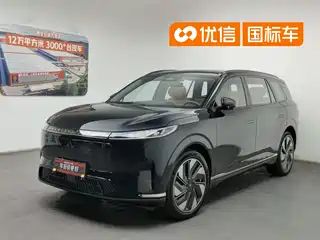 Dongfeng Yipai eπ008 2025