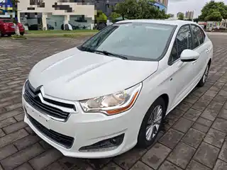 Citroën C4L 2013