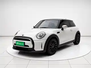 MINI MINI 2024