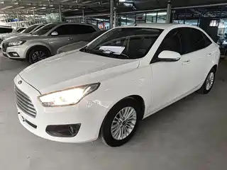 Ford Escort 2014