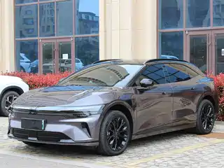 ZEEKR 007GT 2025