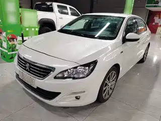 Peugeot 408 2016