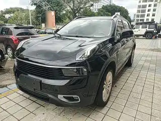 Lynk & Co 01 2018