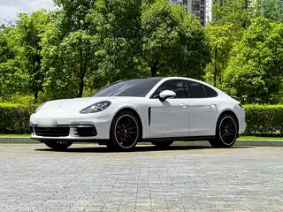Porsche Panamera 2016