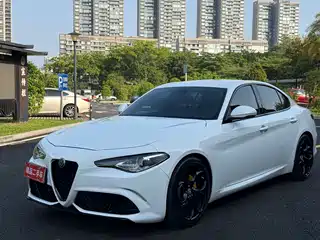 Alfa Romeo Giulia 2017