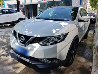 Nissan Qashqai 2015