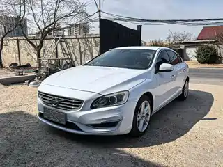 Volvo S60 2015
