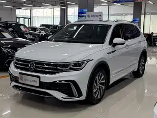 Volkswagen Tiguan L PHEV 2022
